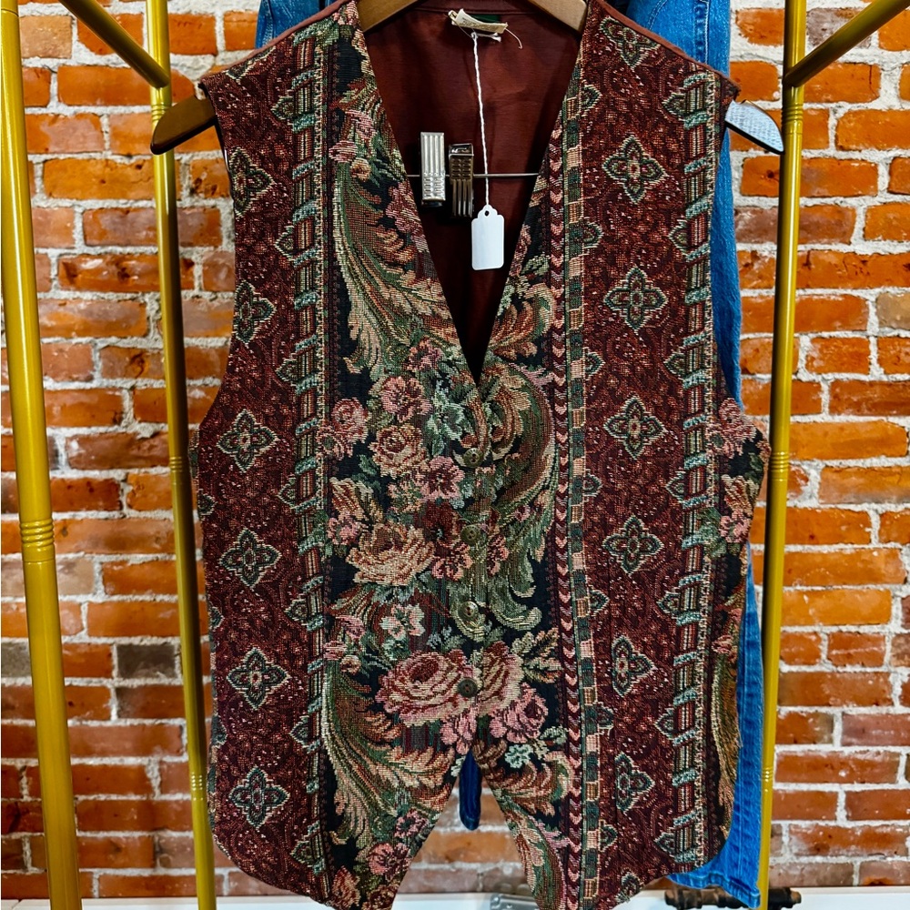 Vintage Hunt Club Twill Vest - Burgundy and Green